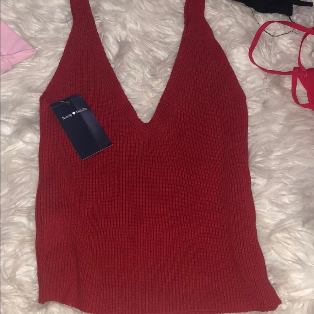 Red v neck tank